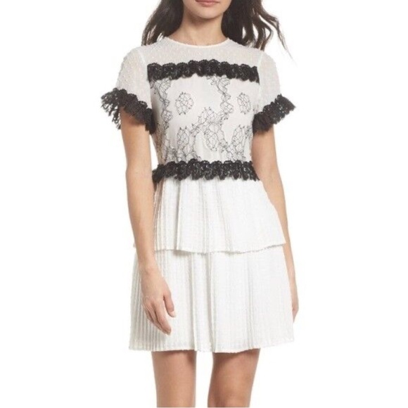 foxiedox Dresses & Skirts - NWOT Foxiedox Melita Tiered Lace Dress